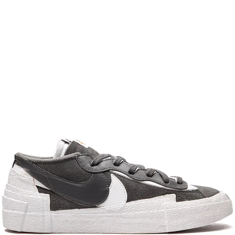 Nike Gray and White Women's Shoes - Picture 3 of 3